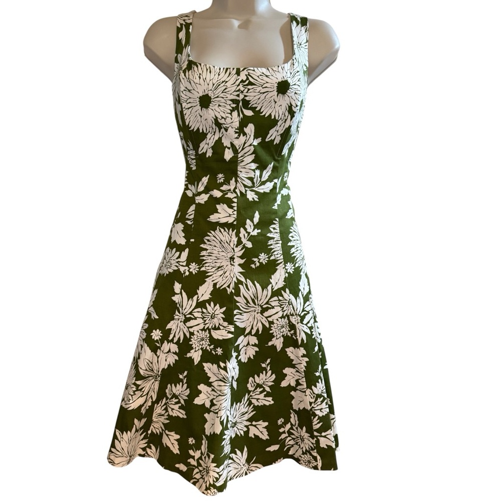Jones Wear Size 8 Green White Floral Fit and Flare Midi Dress Boned bodice